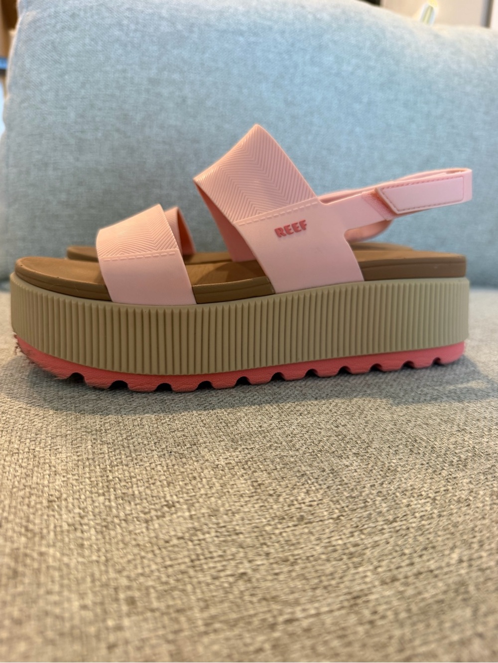 Reef Water Vista Platform Pink/Coral and Tan Platform Sandals read details - Picture 2 of 11